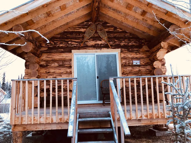 Wrangell Mountain Lodge Open Jun 01 - Aug 31 of 2025