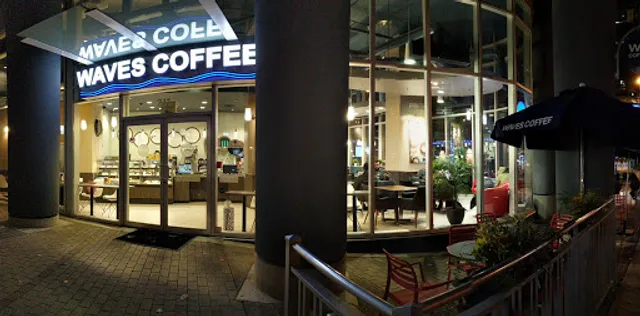 Waves Coffee House - Robson