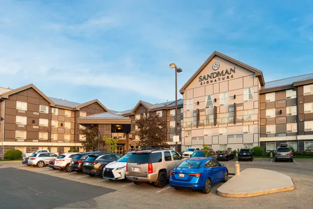 Sandman Signature Edmonton South Hotel