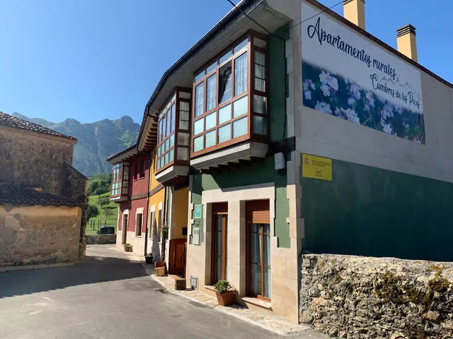 Apartamentos Rurales Cumbres de los Picos