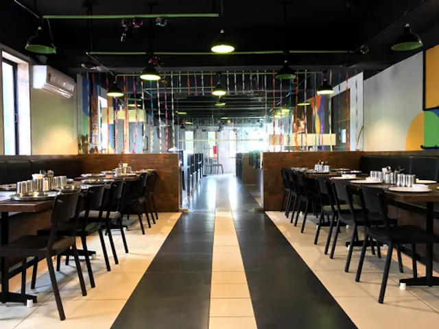 Jalasa Restaurant || Multi Cuisine Restaurant