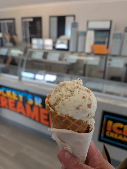 Jockey's Ridge Creamery