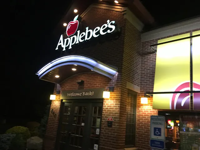 Applebee's Grill + Bar