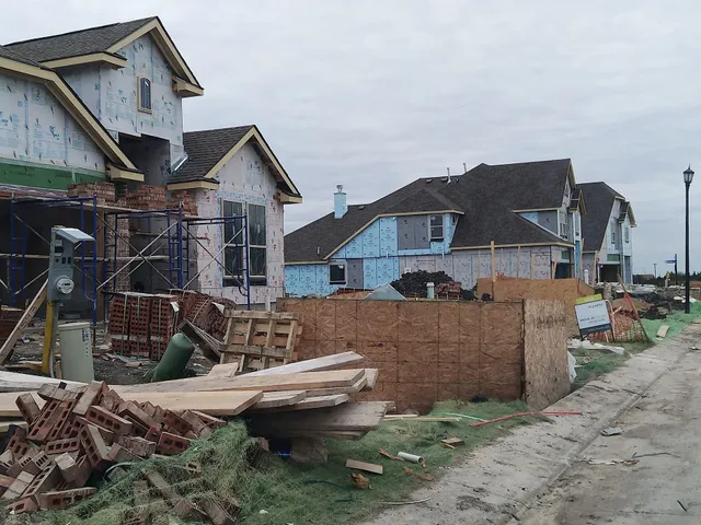 Woodcreek Rockwall-Fate