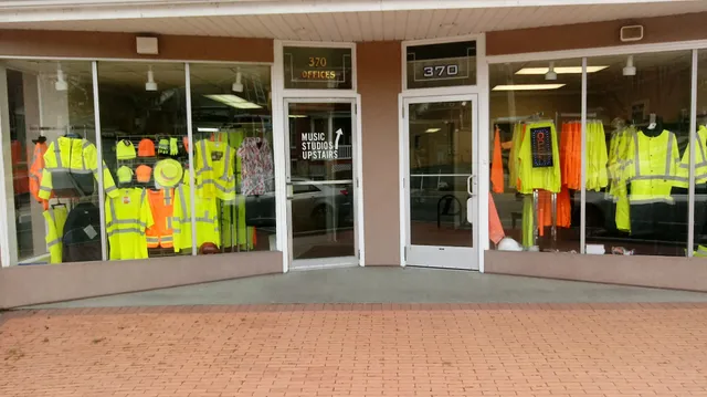 Big B's Glove and Safety Wear