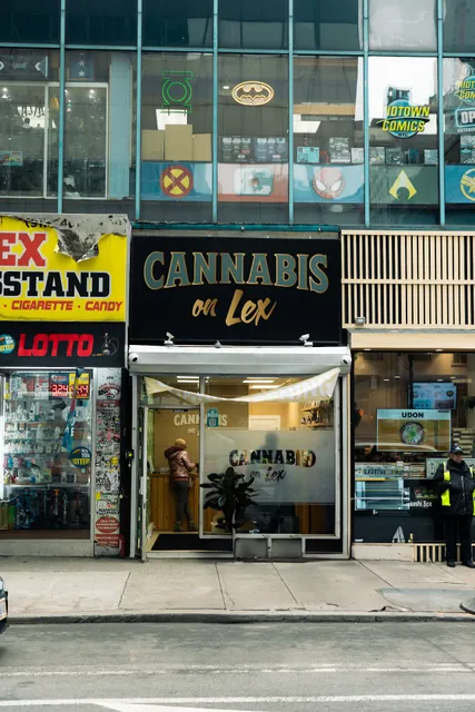 Cannabis on Lex Dispensary