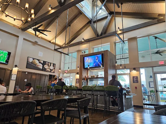 Flamingo's Bar & Grille