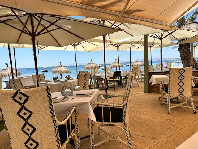 Restaurante 1975: Escuela de Pieter