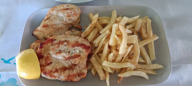 希腊家海边咖啡店