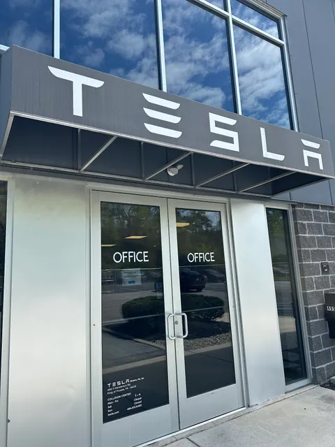 Tesla Collision King of Prussia