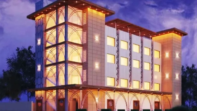 Hotel Nakshatra Lawn & Banquet Gomti Nagar Lucknow