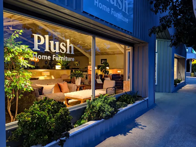 Plush Home Furniture & Mattress