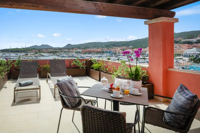 La Vecchia Fonte Hotel 4_Palau