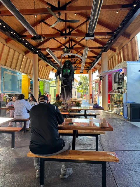 Dhaba Indian Kitchen - Foodlandia Hillsboro