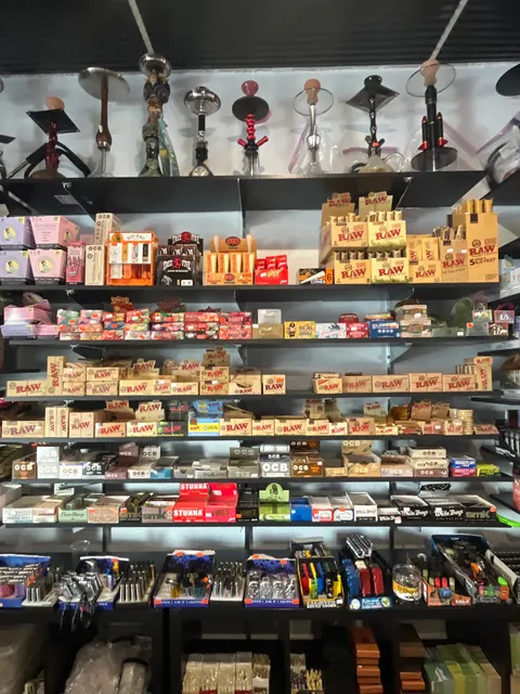 In Da Cut Smoke Shop 137