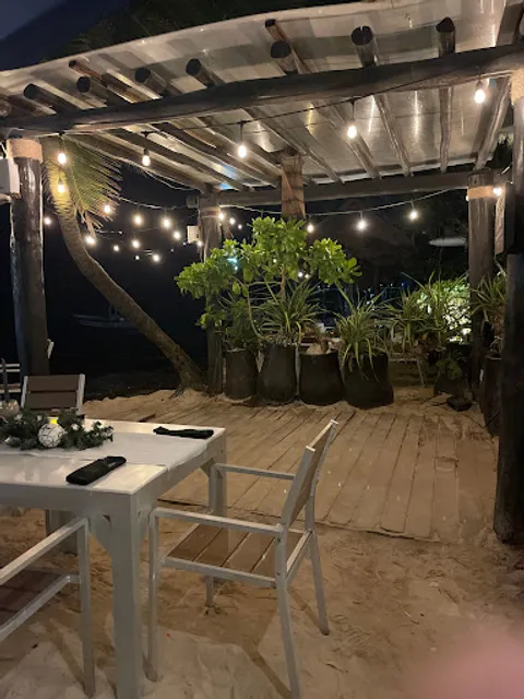 Así Restaurant & Beach Club