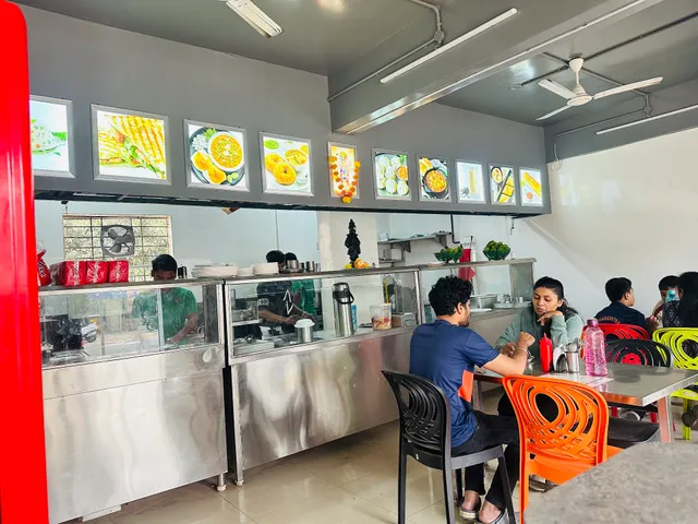 Radha Fast Food Mahalunge