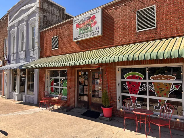 Hometown Pizza Cafe