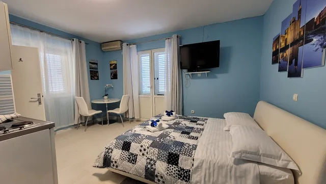 Apartments & Rooms Andrea