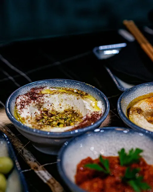 OMNIA Restaurant & Lounge