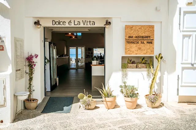 Dolce è La Vita - Bar & Restaurant