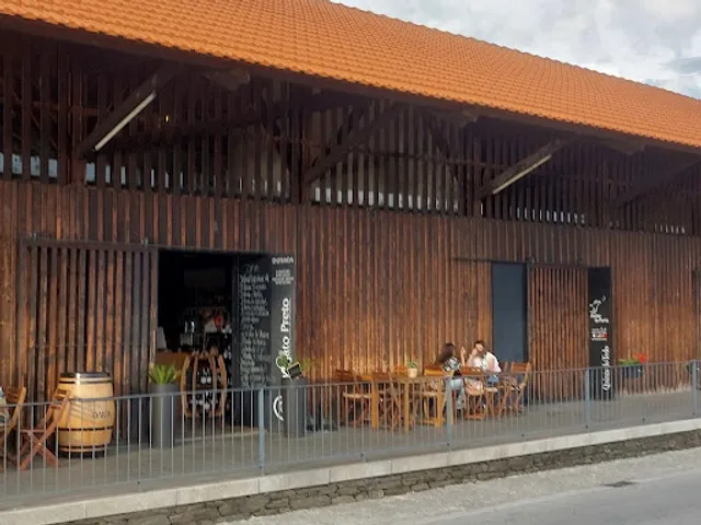 Garrafeira Gato Preto