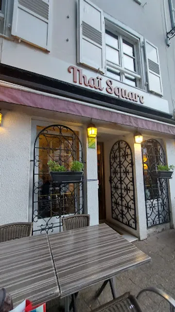 Thaï square