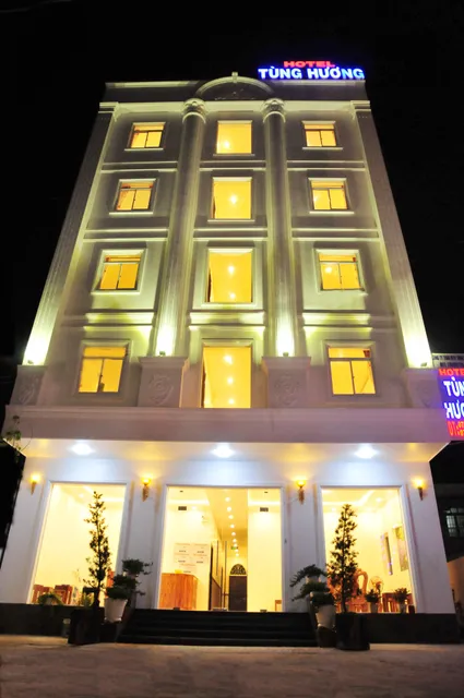 Khách Sạn Tùng Hương