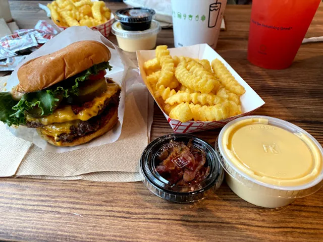 Shake Shack Midtown Tampa