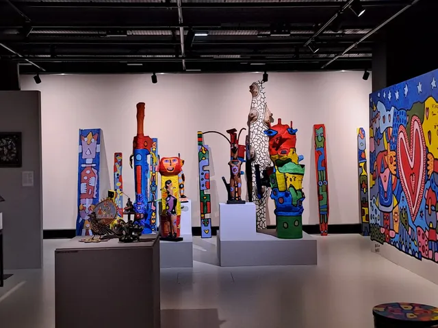 Le Miroir, Galerie d'exposition