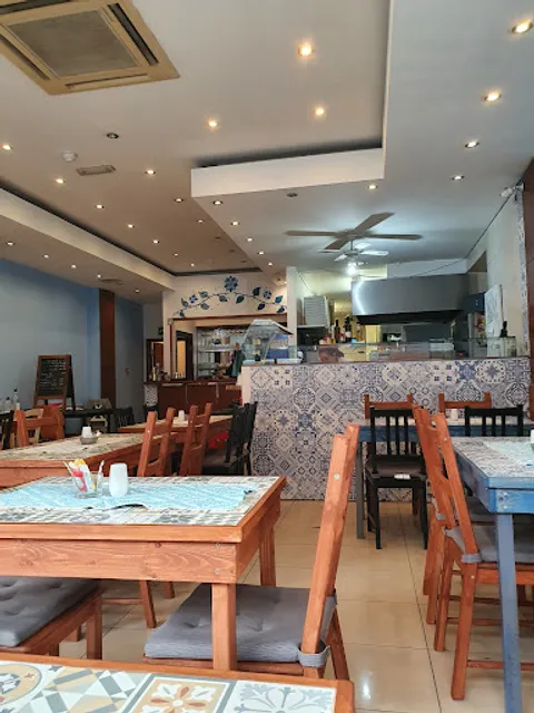 Zaza Paros bistro