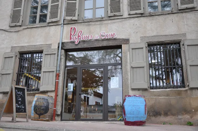 PARFUMS DE CAVE