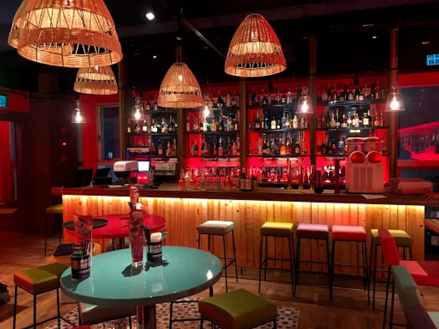 Hot Spice Mucho Chicken Tacos Bar