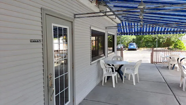 Royal Pizza Family Restaurant