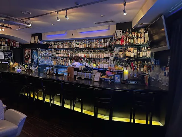 Toshi's Bar (トシズバー)