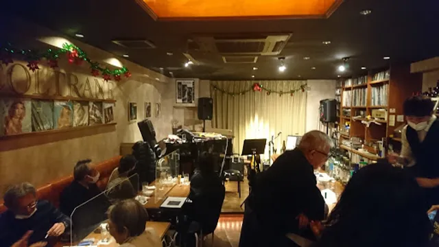 ＪＡＺＺ＆ＢＡＲコルトレーン