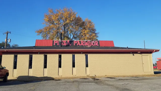Pizza Parlour Van Buren