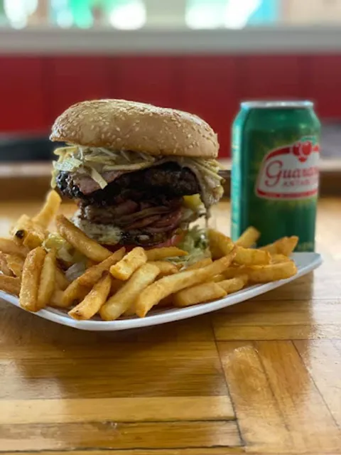 Simone's Pizza Burger