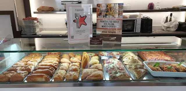 Frazzicafe' Food & Drinks