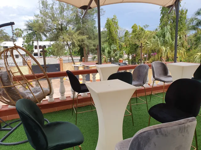 The VIP Luxury Lounge