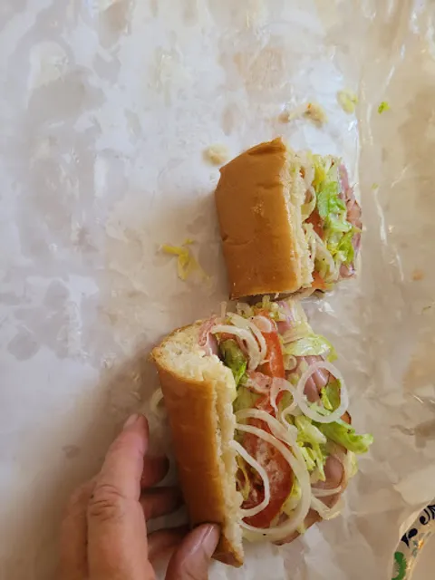 DJ's Pizzeria - Canisteo