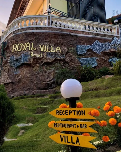 Royal Villa Resort