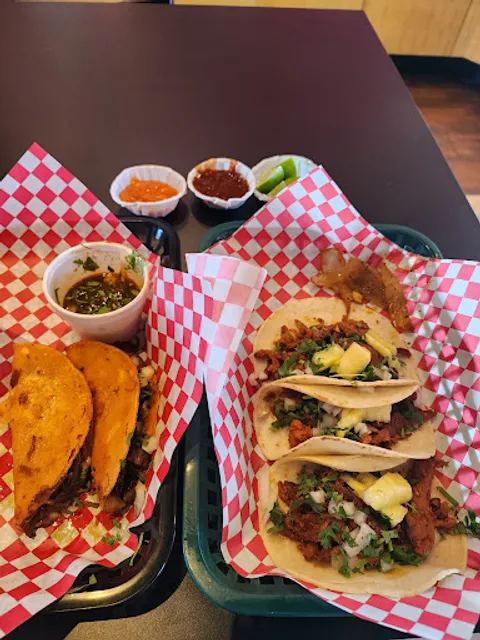 Lolis Tacos - Westshore