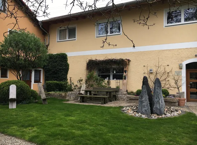 Carlbauer Pension & HOF