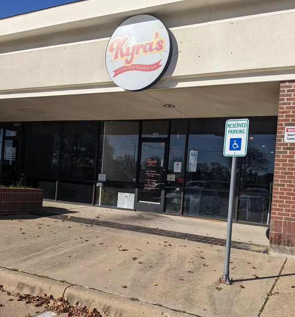 Kyra's Chicken (Cajun Chicken, Fish, Links, Pork Chops & More!)