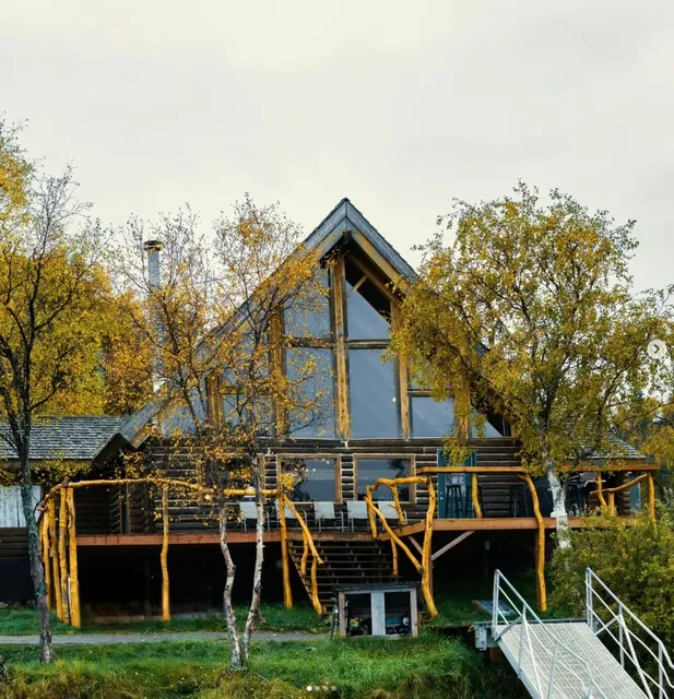 Katmai Trophy Lodge