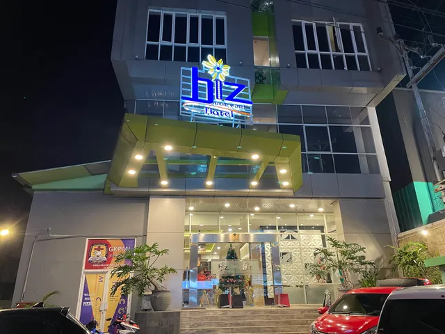 Biz Boulevard Hotel