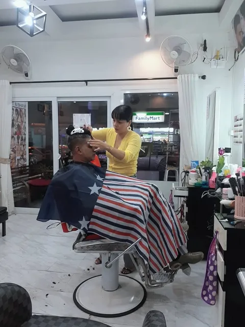 Sunee Design Barbershop