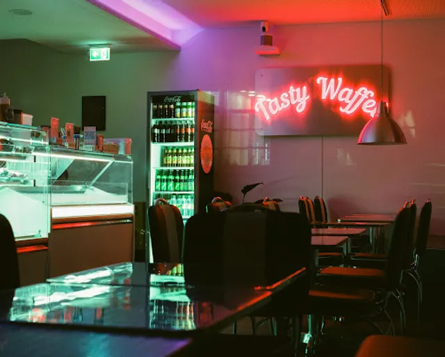 Tasty Waffel Diner