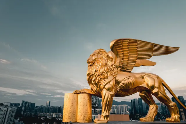 Hotel Indigo Shenzhen Overseas Chinese Town, an IHG Hotel